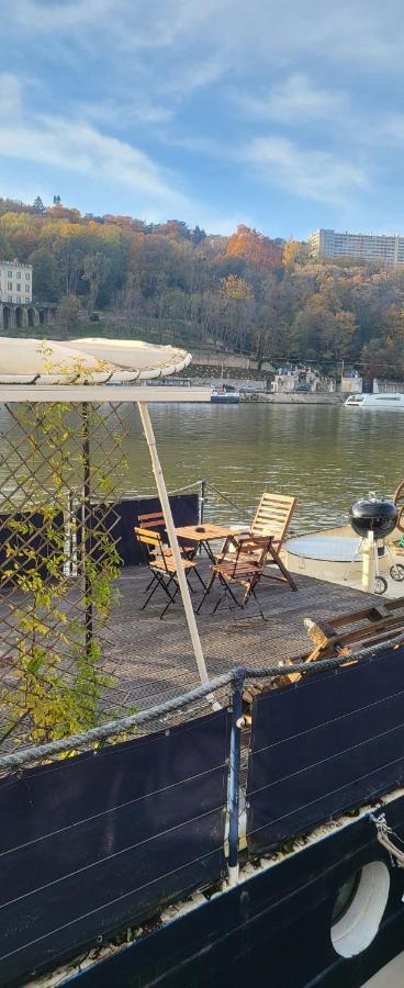 Appartement Dans Peniche Atypique Et Idyllique A Confluence 里昂 外观 照片